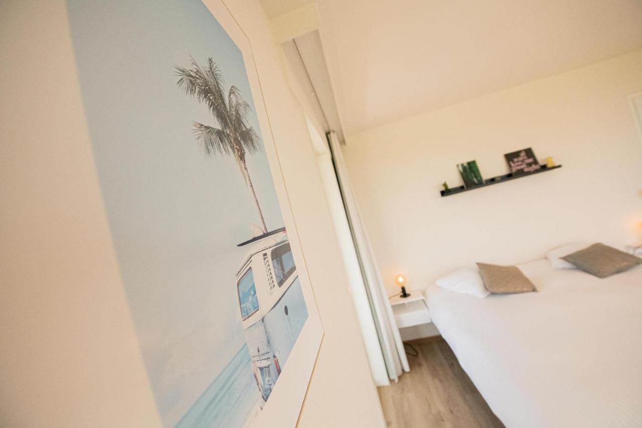 Between Waves Ostend Exterior foto