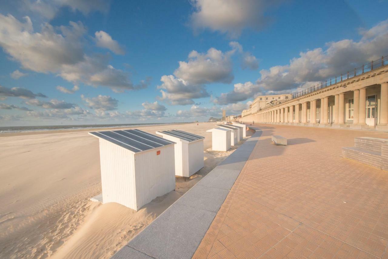 Between Waves Ostend Exterior foto